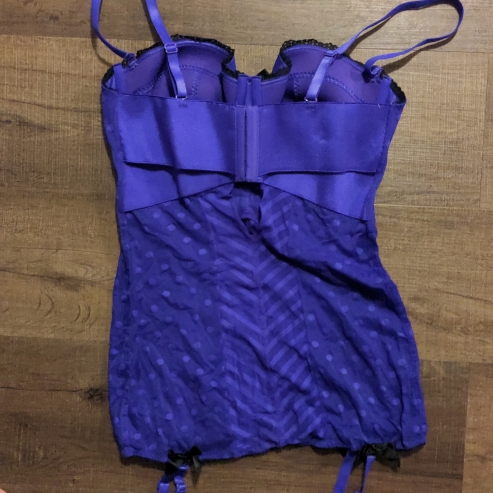 Victoria Secret purple lingerie - Picture 2 of 3